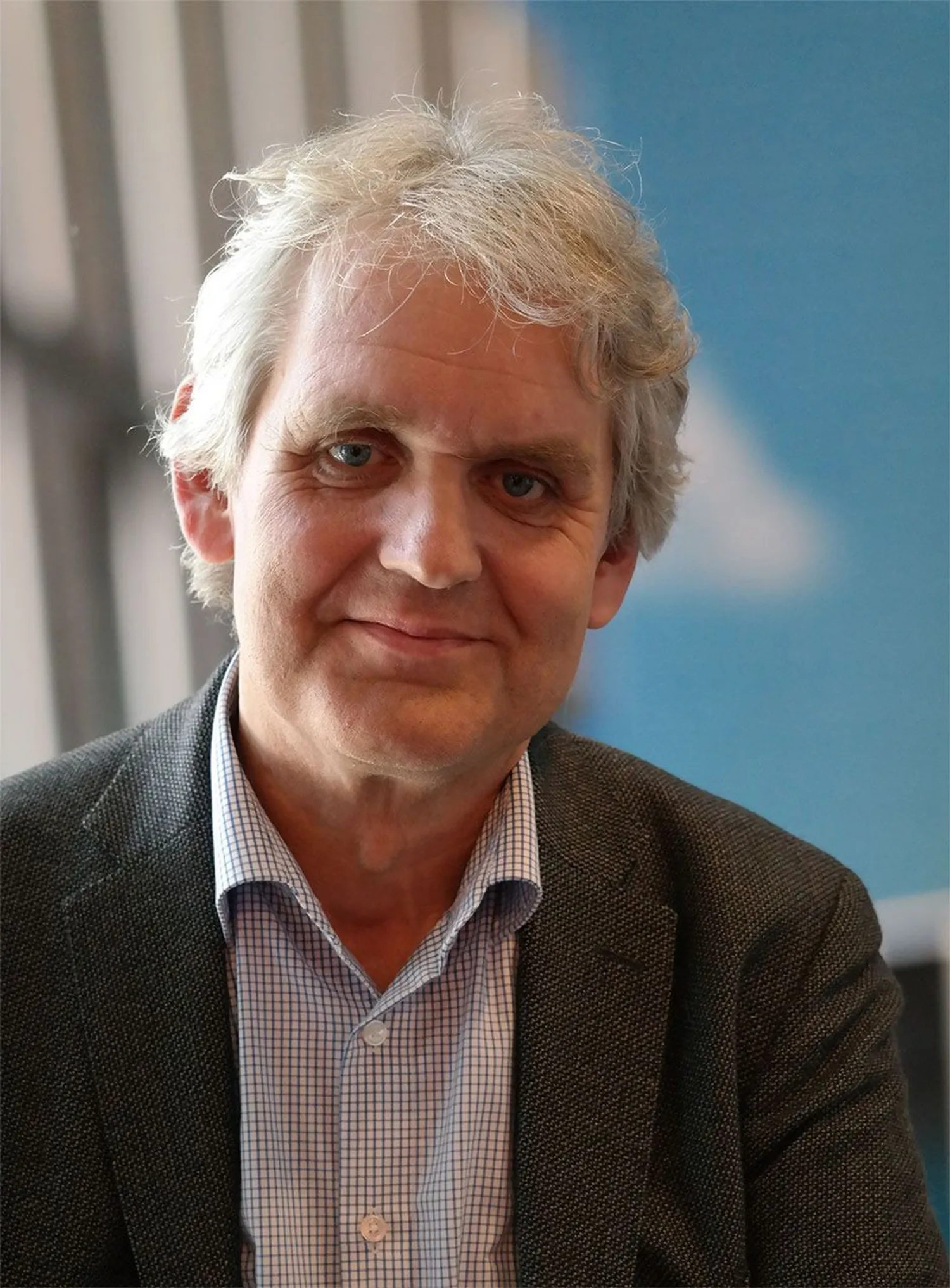 image-aad39f04f40f5bbf0b7868a26f66bee96f5ee15d-944x1280-jpg